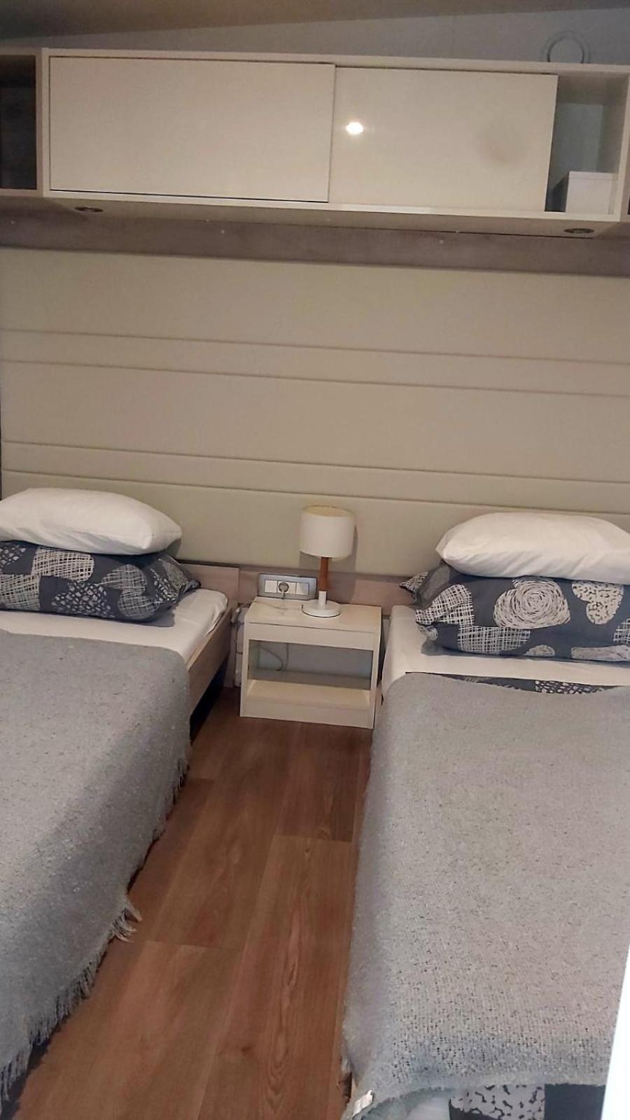 Mobile Home Apartment Camp Klenovica Ngoại thất bức ảnh
